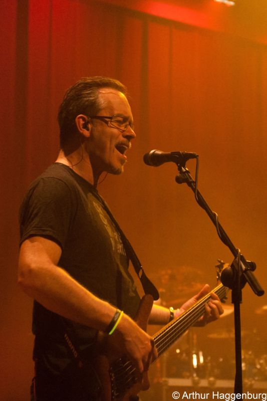 BACKGROUND MAGAZINE Concert Review Galahad